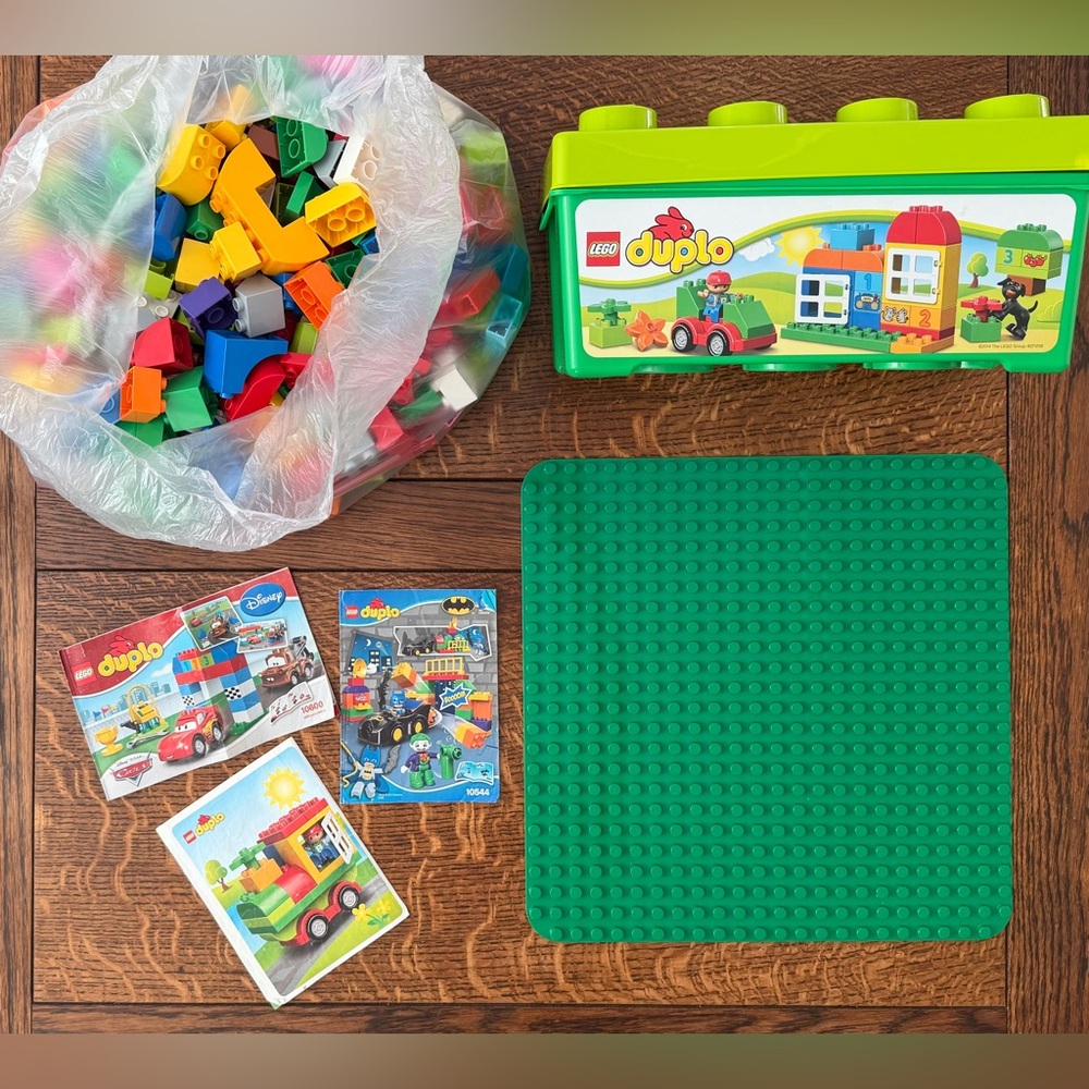 Lego Duplo Bundle Disney Cars, Batman, Green Plate (3) Sets 10lbs Of Lego Bricks